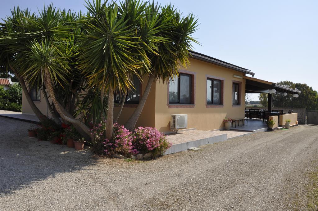 Agriturismo Sechi Campanedda Exteriör bild