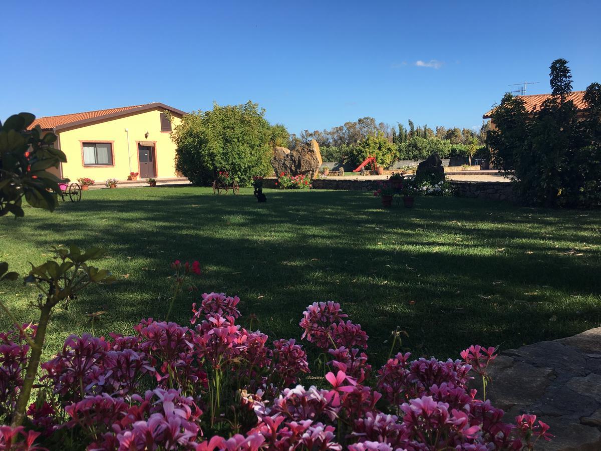 Agriturismo Sechi Campanedda Exteriör bild